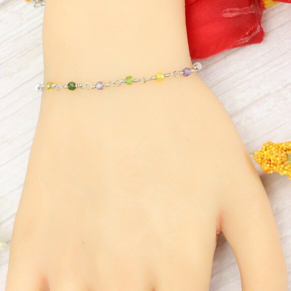 "Trendy Handmade Bracelet – A Thoughtful Gift for Girls & Women | UNVRC1470 - Picture 3 of 10